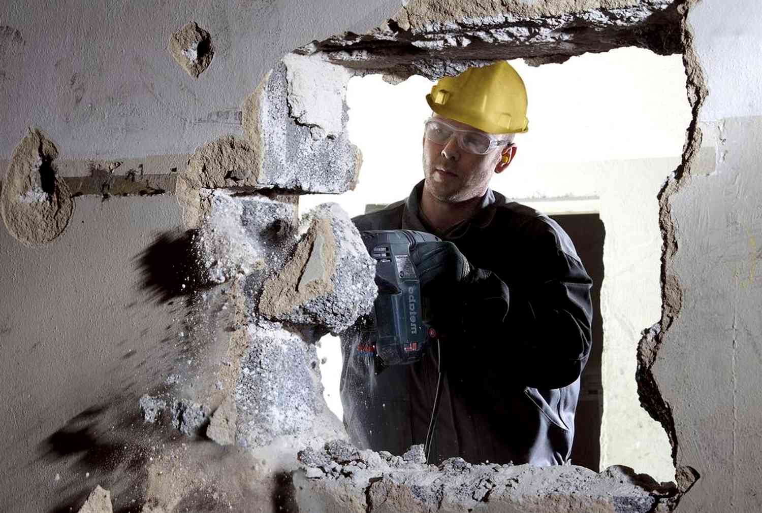 Демонтаж перегородок